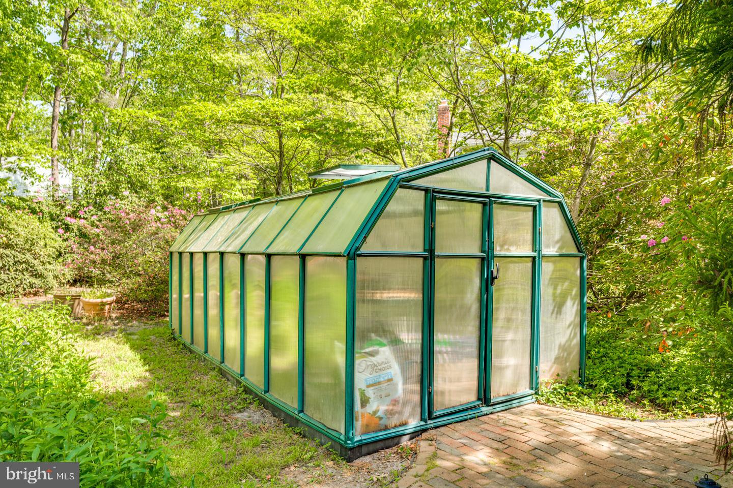 33 Powell Place Road Tabernacle, NJ 08088 - Photo 48 of 58 Greenhouse with water and power!