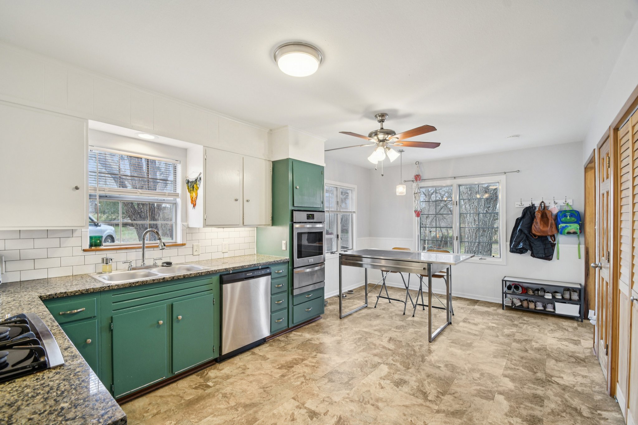 528 Old McDade Road Elgin, TX 78621 - Photo 13 of 30