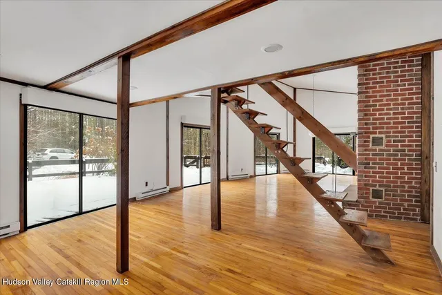 a view of an entryway