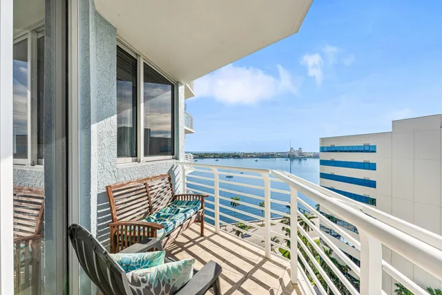 $6,500 | 1551 North Flagler Drive, Unit 1415, West Palm Beach, FL 33401