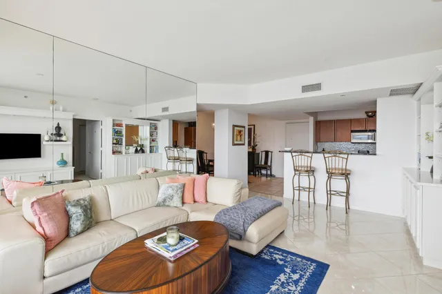 $6,500 | 1551 North Flagler Drive, Unit 1415, West Palm Beach, FL 33401