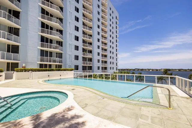 $6,500 | 1551 North Flagler Drive, Unit 1415, West Palm Beach, FL 33401