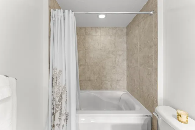 $6,500 | 1551 North Flagler Drive, Unit 1415, West Palm Beach, FL 33401