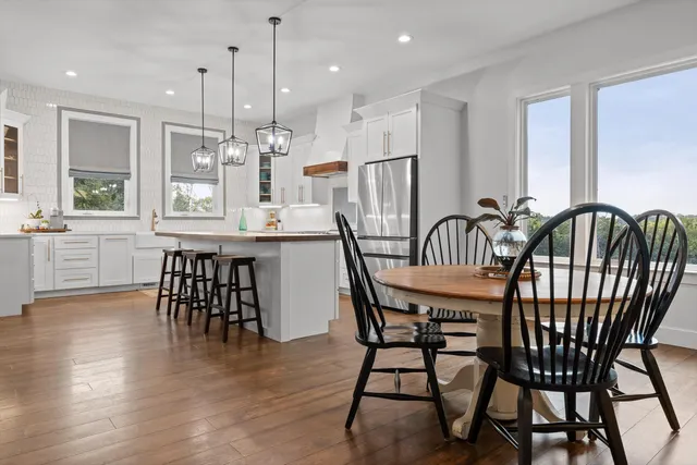 $840,000 | 9962 Caseview Drive, Harrison, TN 37341