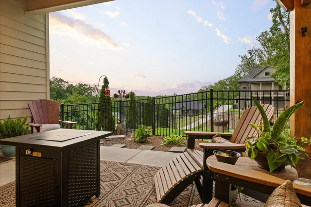 $840,000 | 9962 Caseview Drive, Harrison, TN 37341