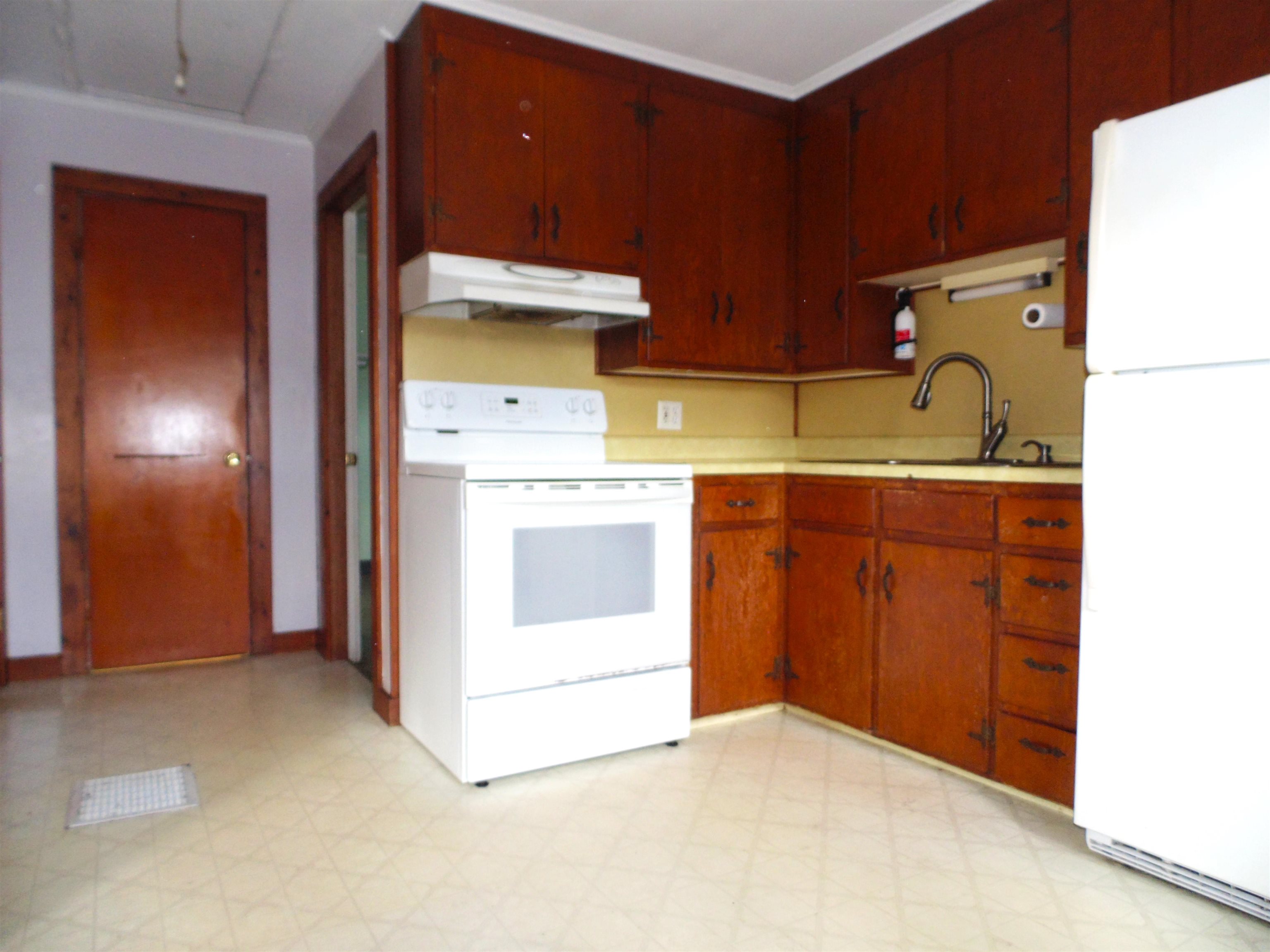 101 Maple Street Rochester, NH 03867 - Photo 20 of 27