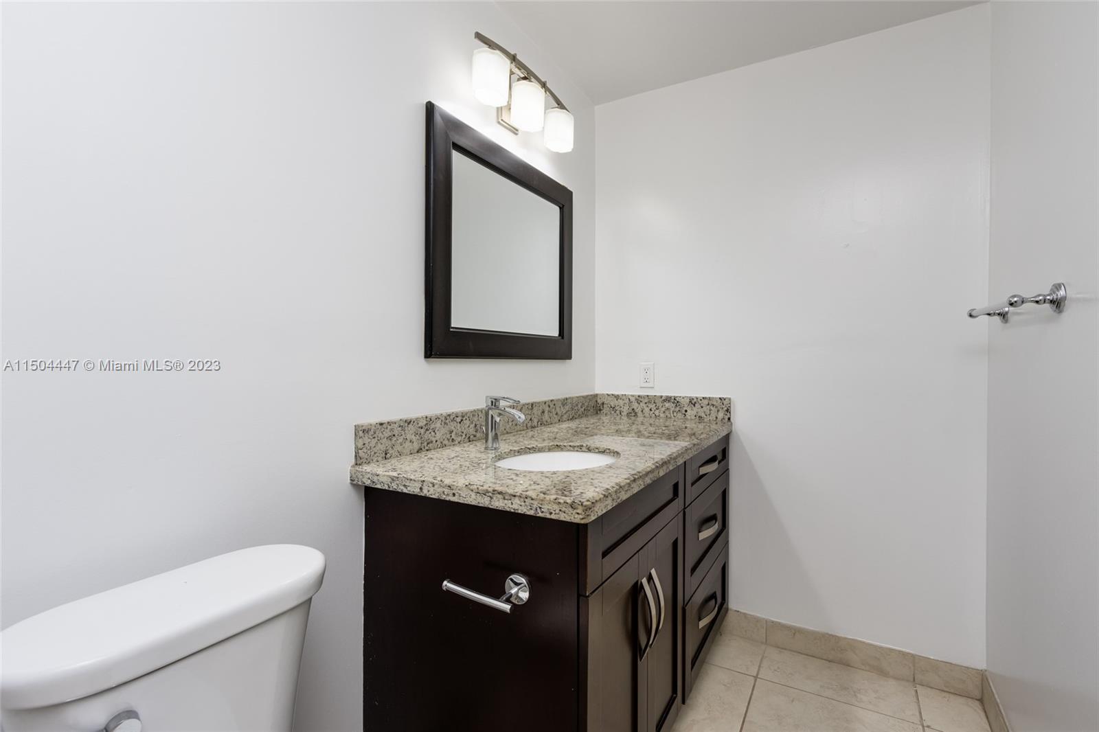 3326 Farragut Street, Unit 6F Hollywood, FL 33021 - Photo 11 of 35