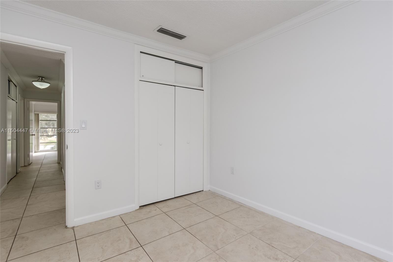 3326 Farragut Street, Unit 6F Hollywood, FL 33021 - Photo 21 of 35