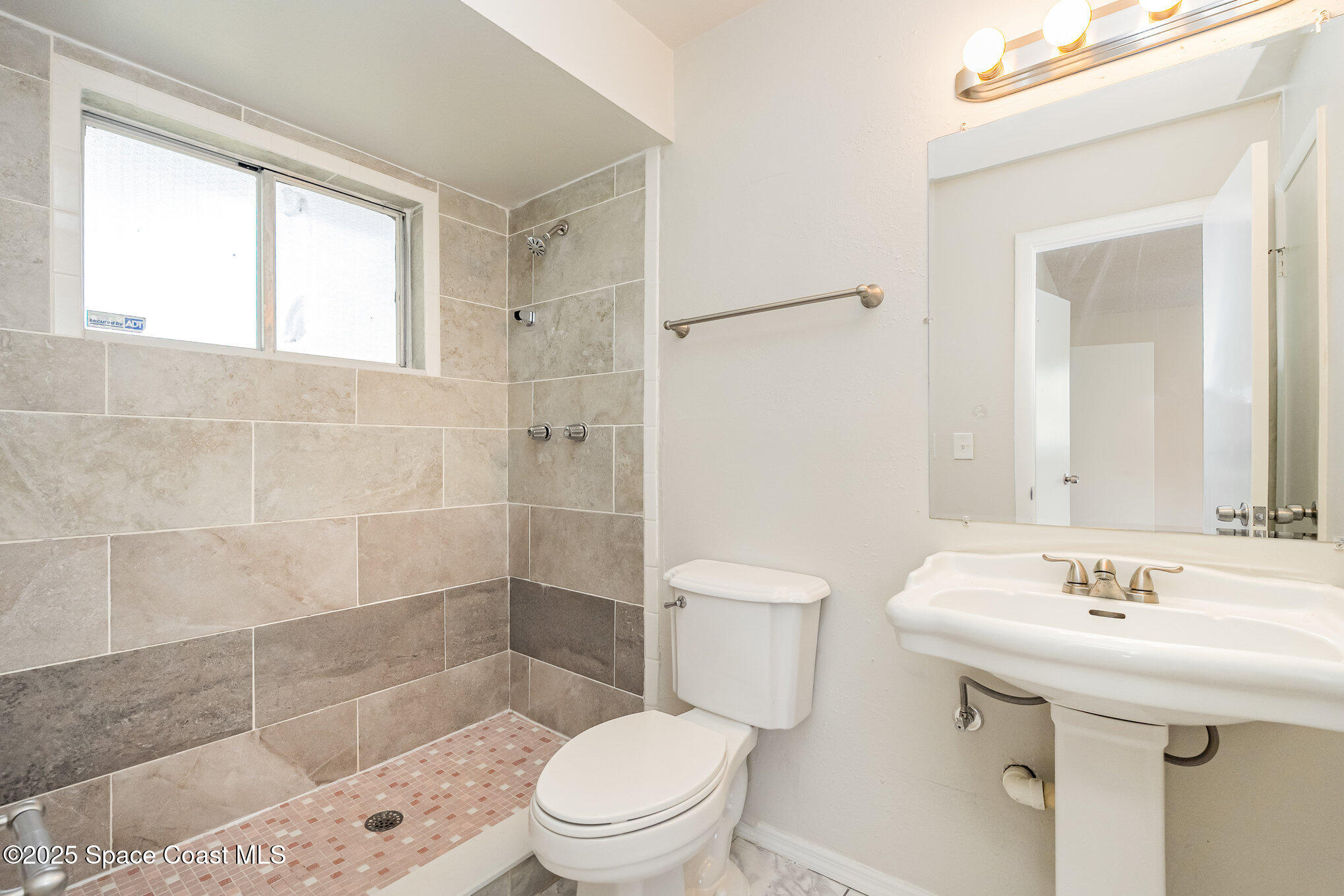 1122 Manatee Drive Rockledge, FL 32955 - Photo 19 of 25 019_dsc00057-edit_428