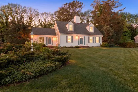 $1,195,000 | 53 Spice Lane, Barnstable, MA 02655