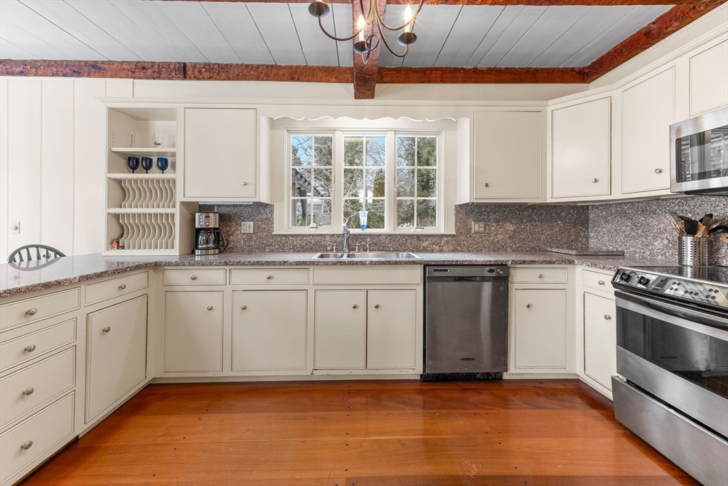 53 Spice Lane Barnstable, MA 02655 - Photo 10 of 42