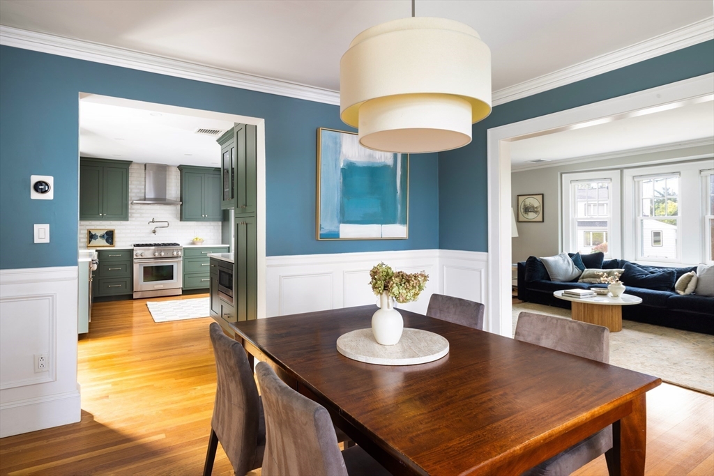 18 Wolcott Road Brookline, MA 02467 - Photo 6 of 19 a living room with furniture and a table