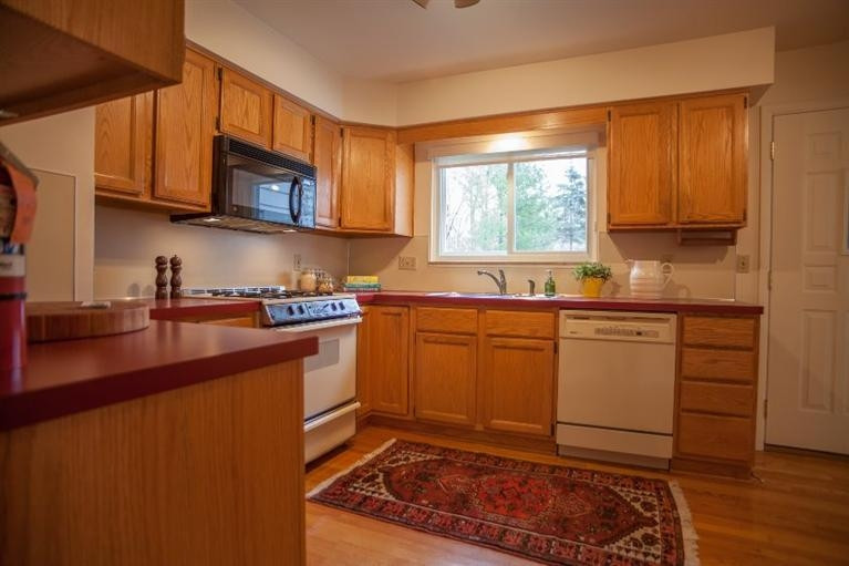2019 Ferdon Road Ann Arbor, MI 48104 - Photo 8 of 10 Photo 8