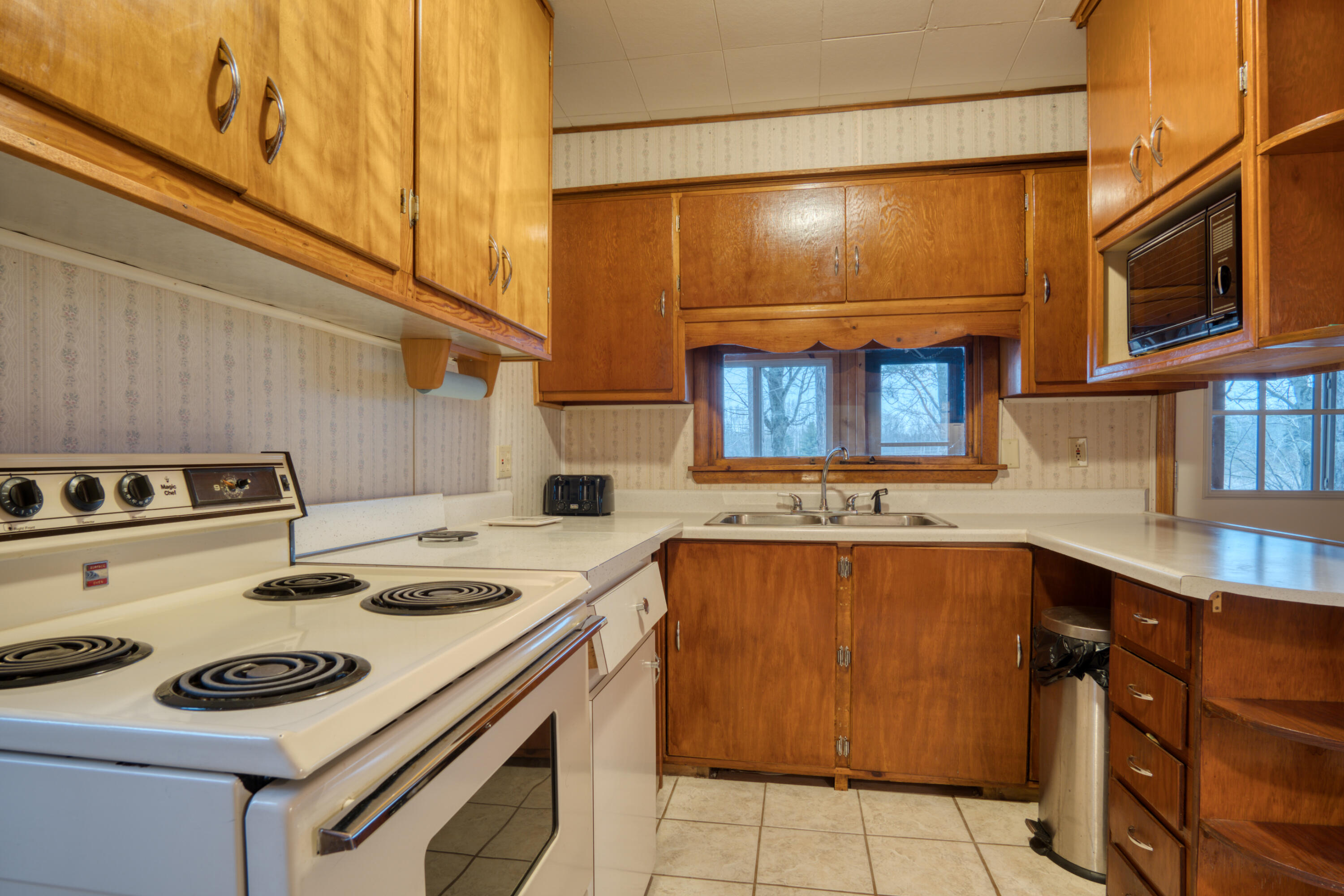 6051 Truman Road Barryton, MI 49305 - Photo 4 of 29 DSC00185_11