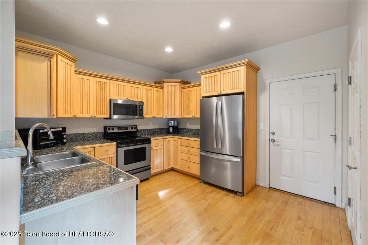 448 Forest View Drive Driggs, ID 83422 - Photo 5 of 20 Kitchen