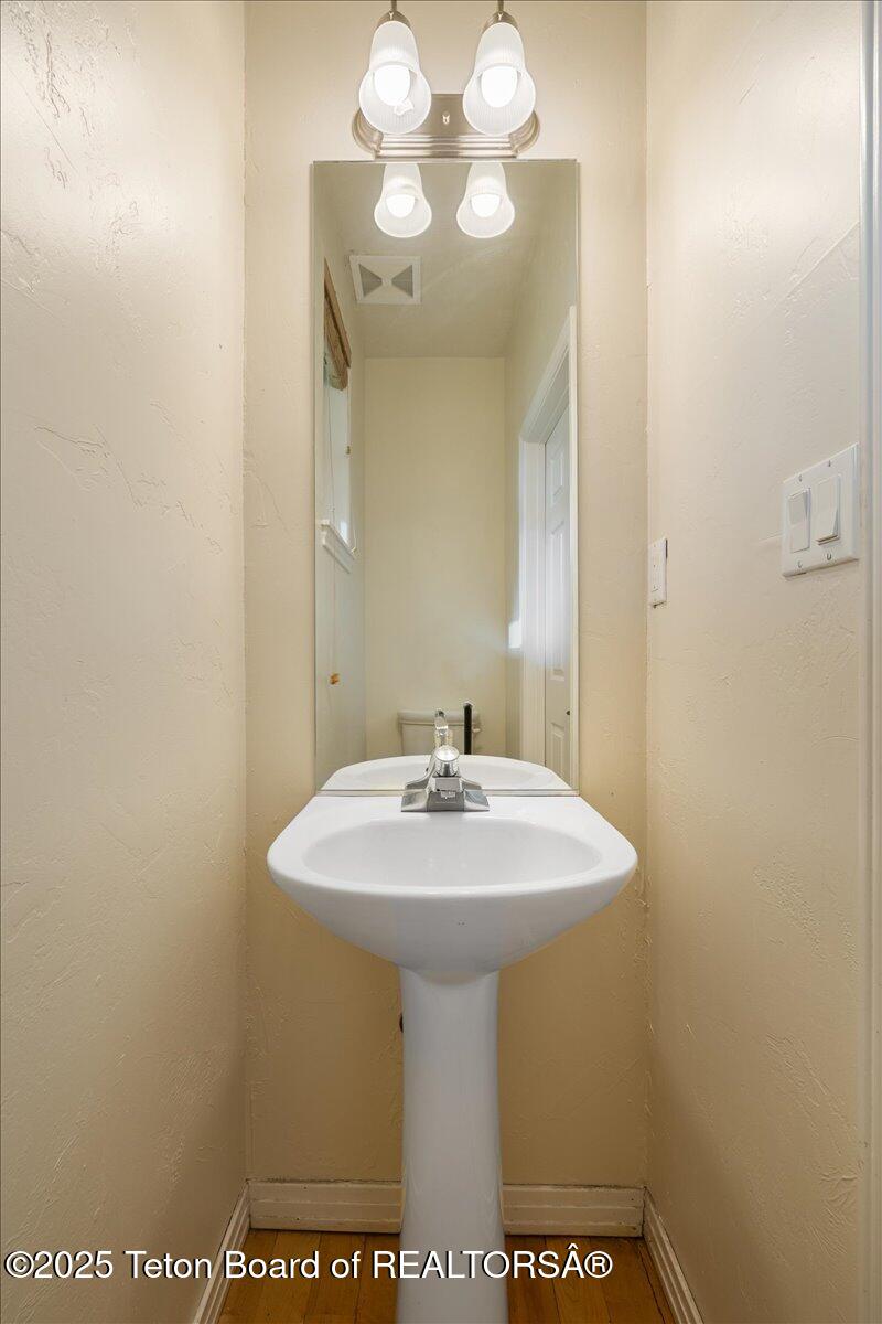 448 Forest View Drive Driggs, ID 83422 - Photo 7 of 20 Half Bath