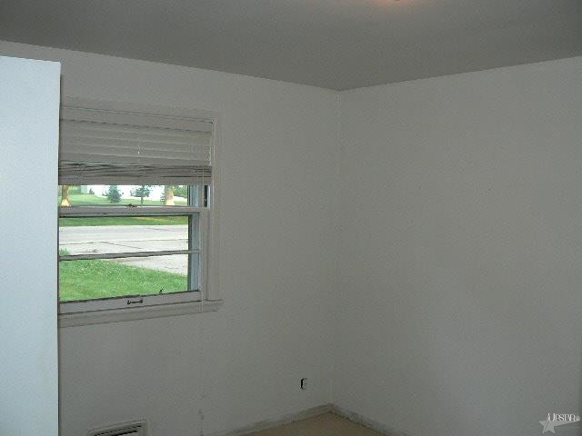 2425 Springfield Avenue Fort Wayne, IN 46805 - Photo 9 of 14 Gallery Image 9