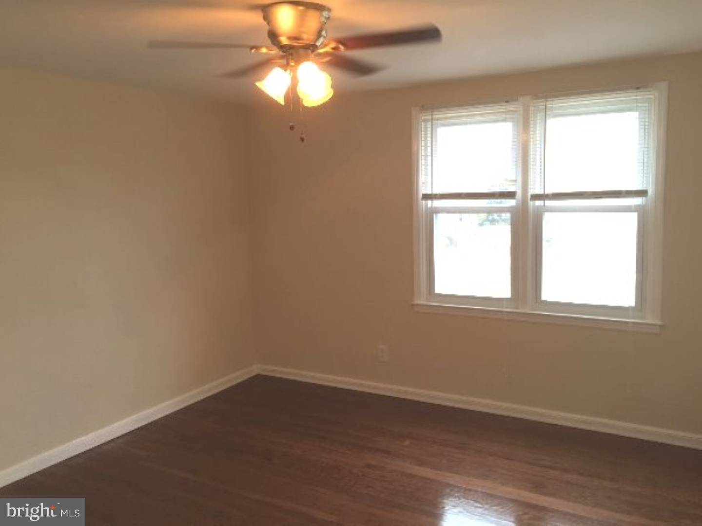 2021 Kent Road Folcroft, PA 19032 - Photo 5 of 11 Bedroom - Main