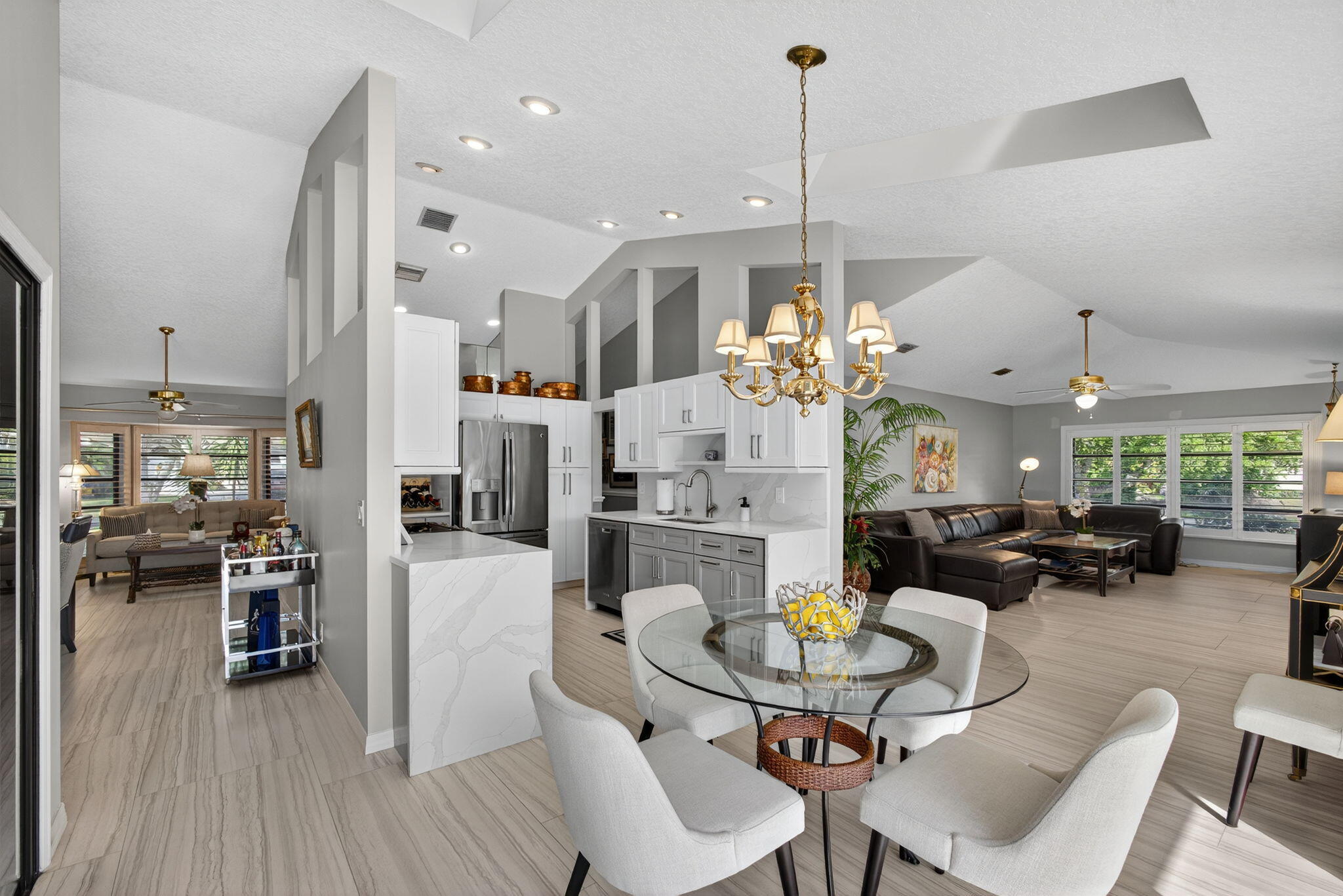 13 St Giles Road Palm Beach Gardens, FL 33418 - Photo 13 of 55 Breakfast Area/Kitchen