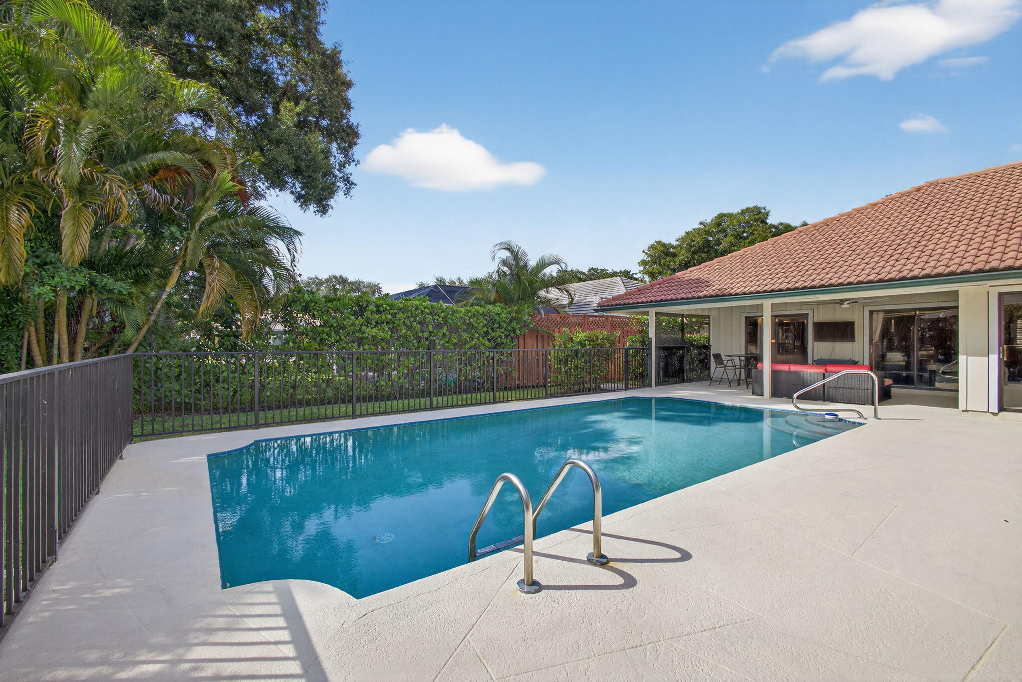 13 St Giles Road Palm Beach Gardens, FL 33418 - Photo 50 of 55 Pool