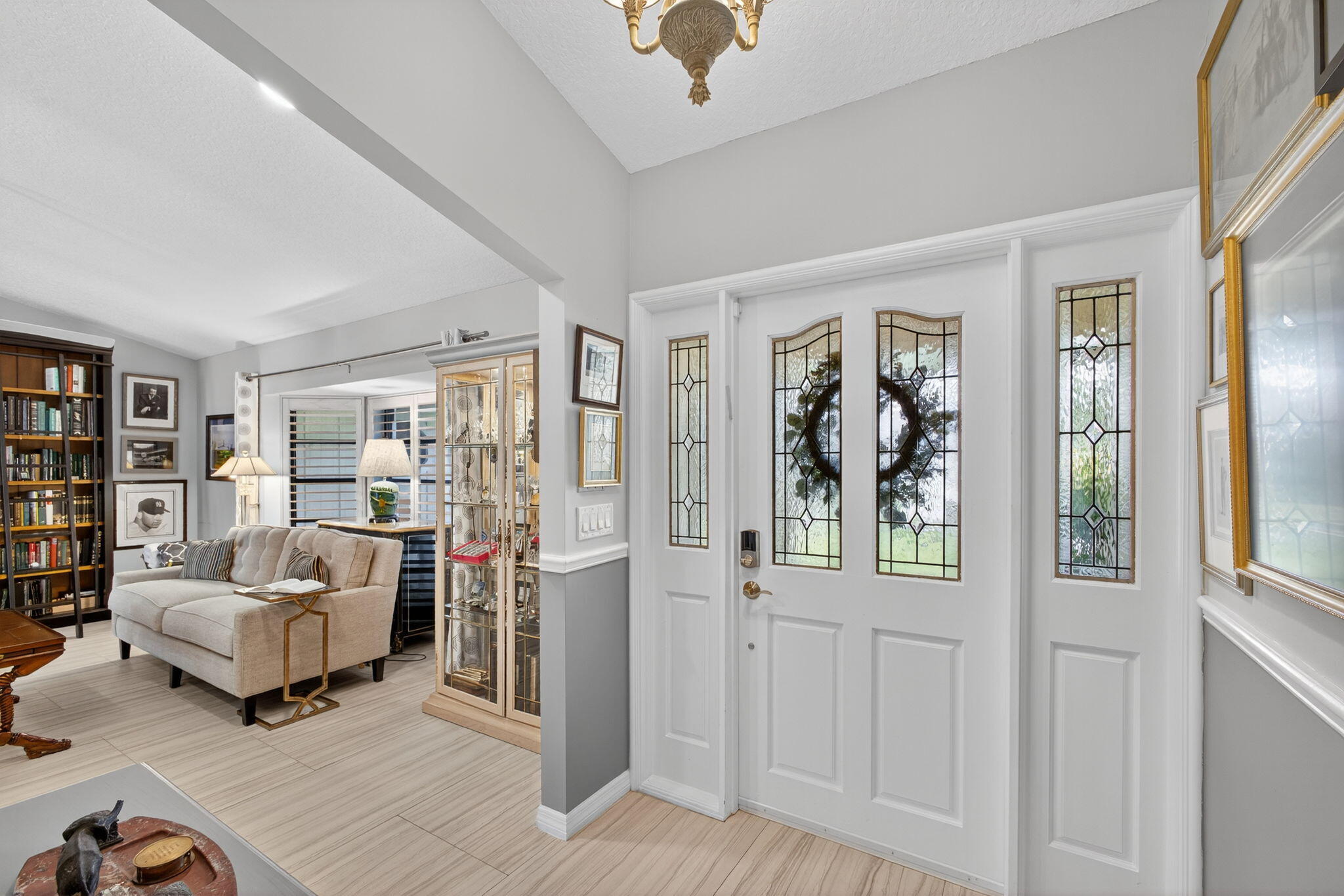 13 St Giles Road Palm Beach Gardens, FL 33418 - Photo 55 of 55 Front Door Foyer