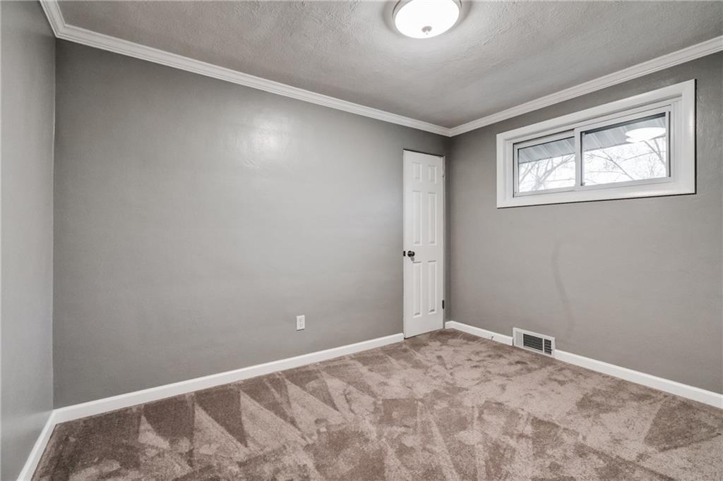 281 Ewings Mill Road Coraopolis, PA 15108 - Photo 14 of 25 3rd Bedroom