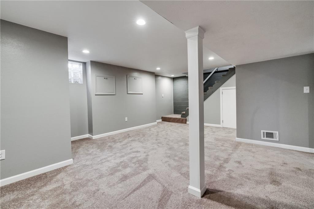 281 Ewings Mill Road Coraopolis, PA 15108 - Photo 17 of 25 Gallery Image 17