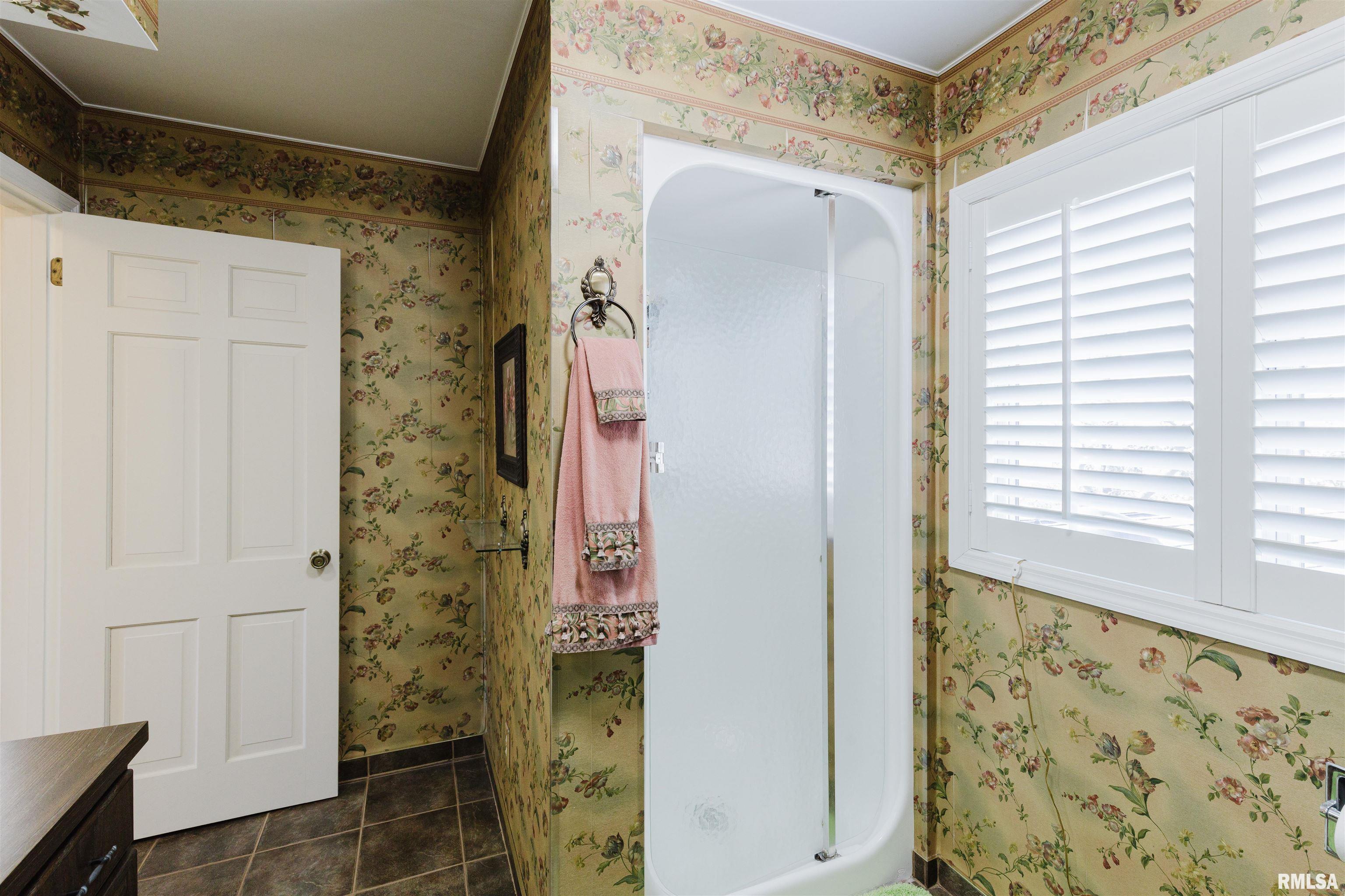 217 Jackson Street Hurst, IL 62949 - Photo 27 of 42