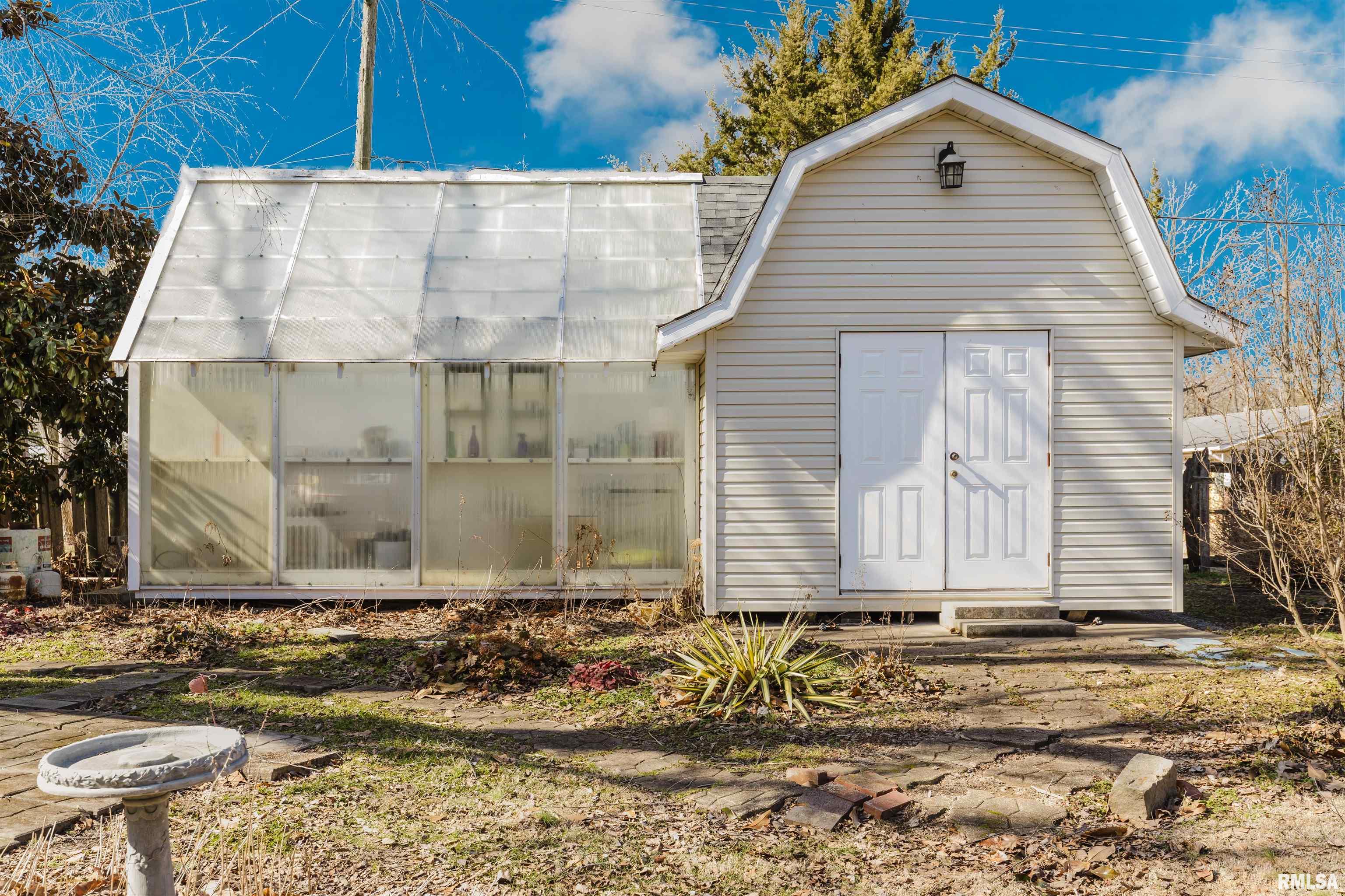 217 Jackson Street Hurst, IL 62949 - Photo 37 of 42