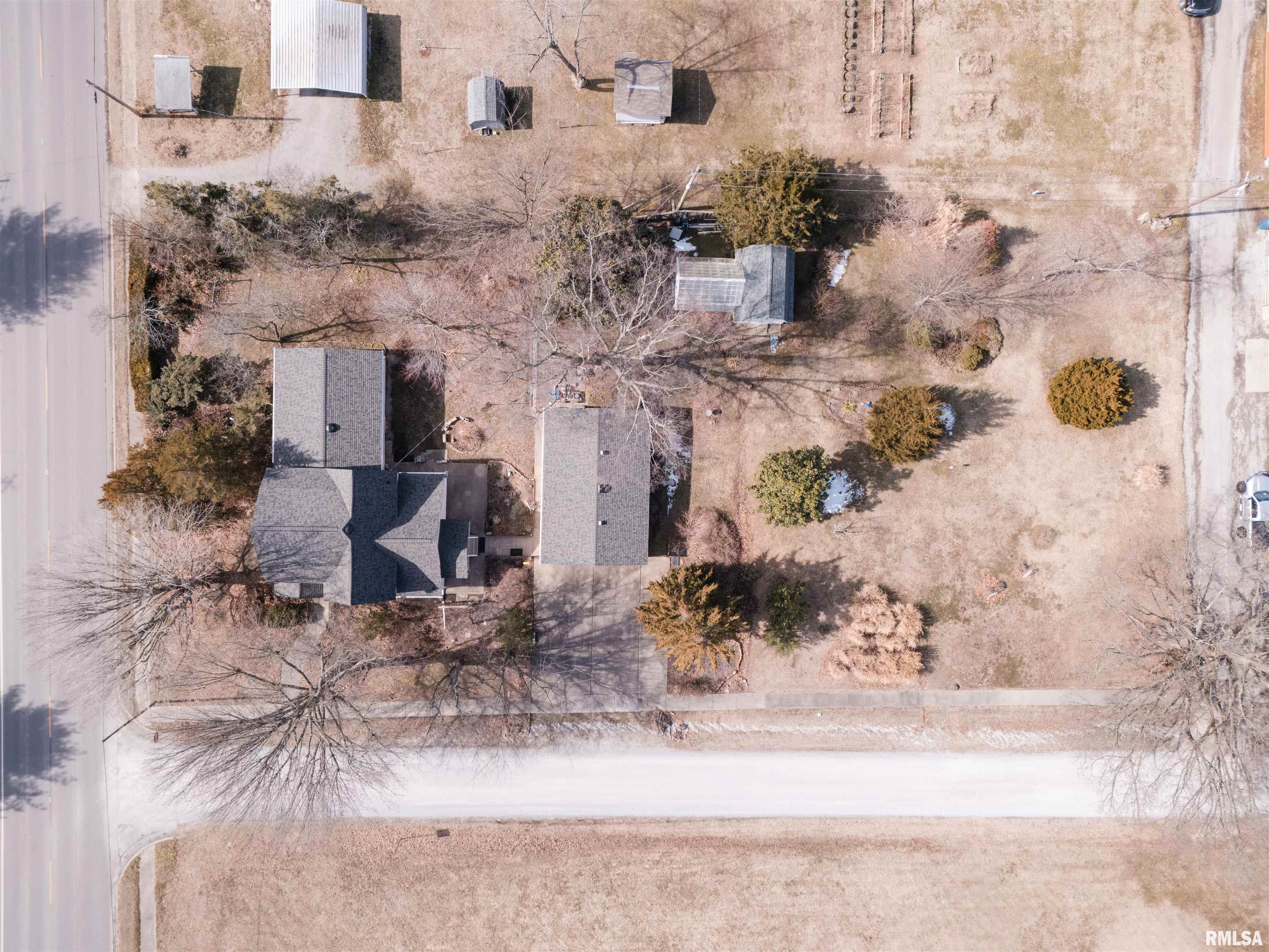 217 Jackson Street Hurst, IL 62949 - Photo 41 of 42