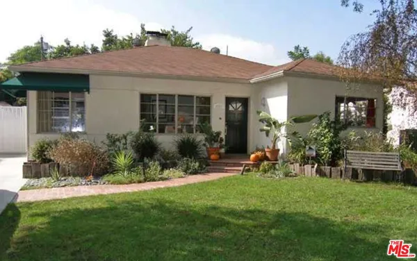 $2,325,000 | 4247 Kraft Avenue, Studio City, CA 91604