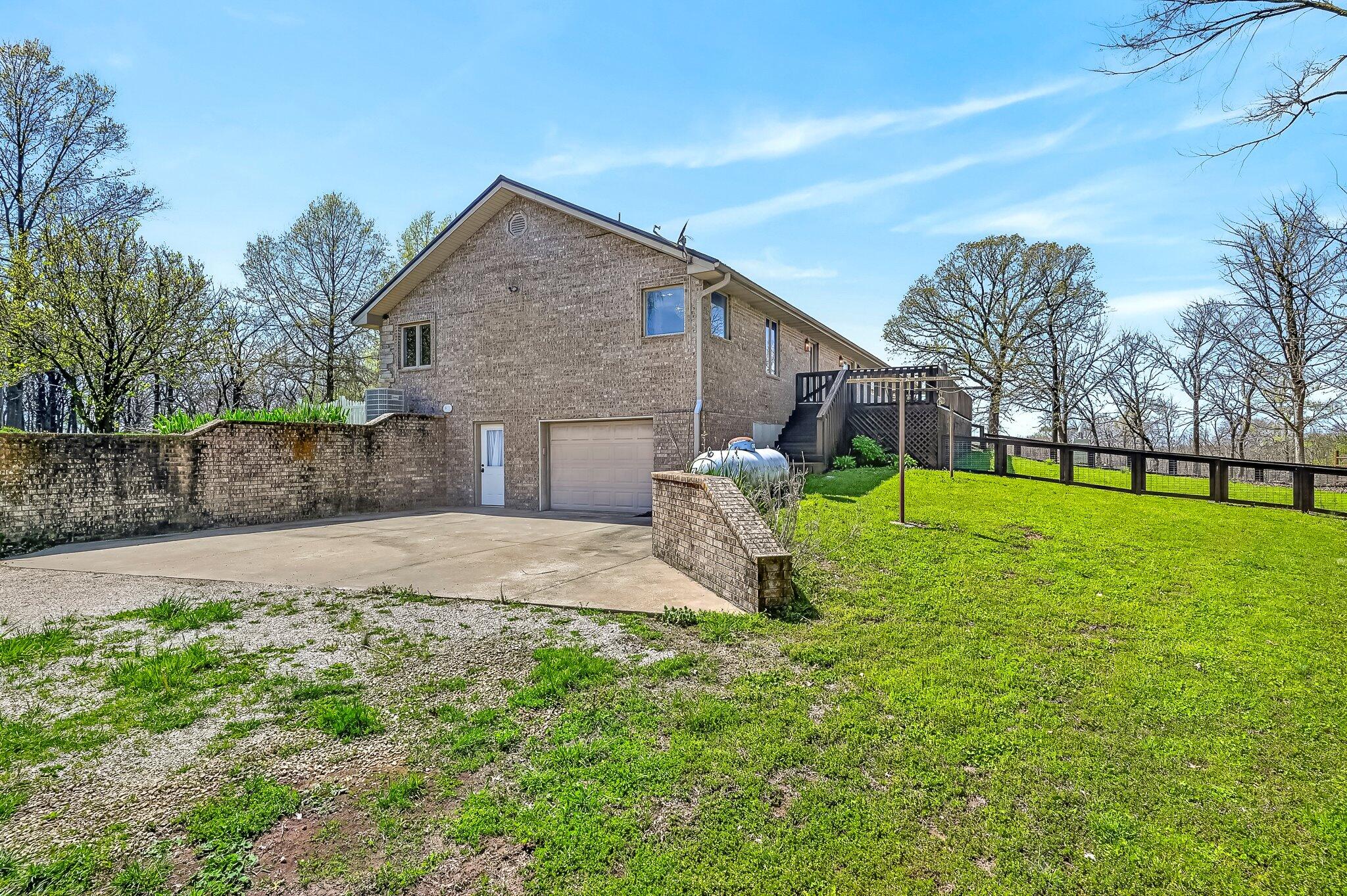 775 East 505th Road Bolivar, MO 65613 - Photo 37 of 59 43-505th-59