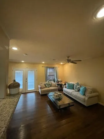 $1,750 | 5926 Hornwood Drive, Houston, TX 77081