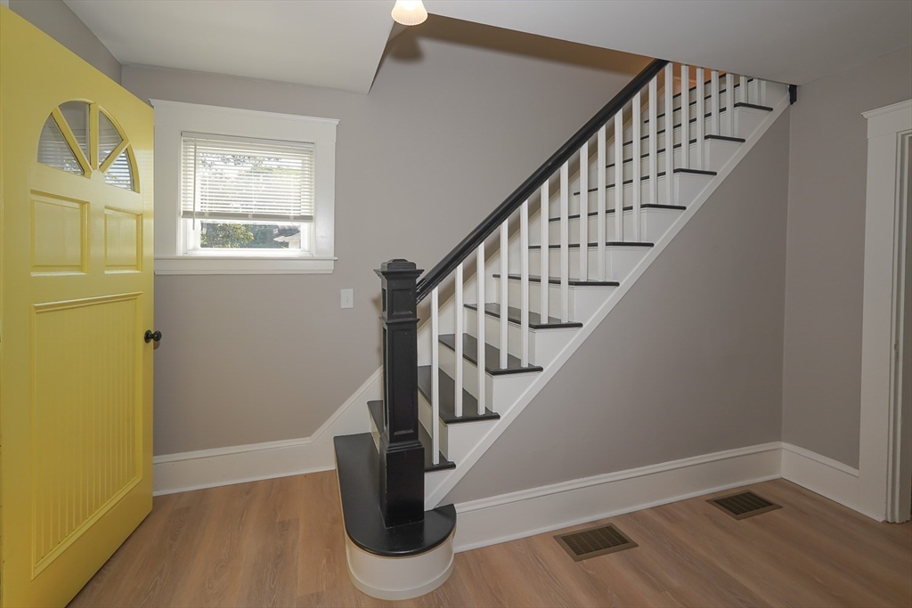 53 Medway Road Milford, MA 01757 - Photo 4 of 29 Gallery Image 4