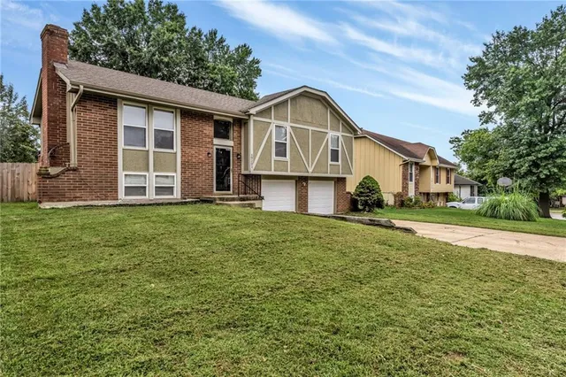 $252,000 | 19201 East 13th Terrace North, Independence, MO 64056