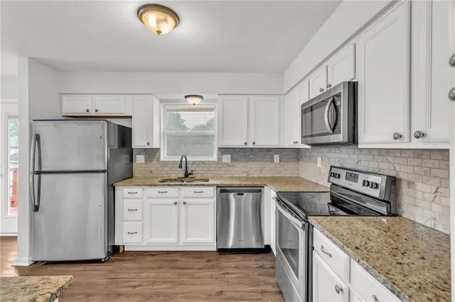 $252,000 | 19201 East 13th Terrace North, Independence, MO 64056