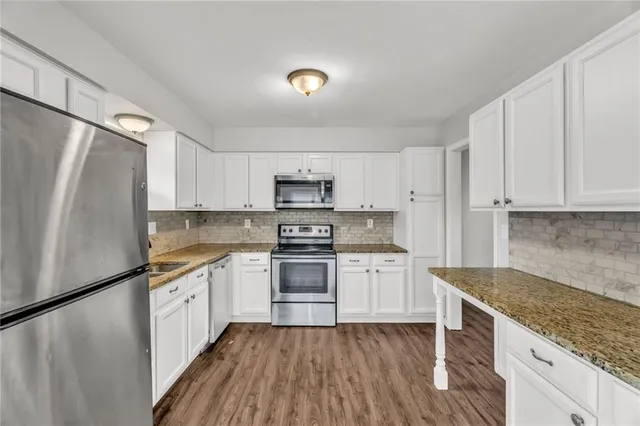 $252,000 | 19201 East 13th Terrace North, Independence, MO 64056