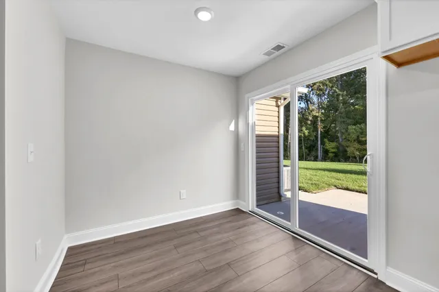 $215,900 | 135 Quarry Point Drive, Unit C135, Clarksville, TN 37043