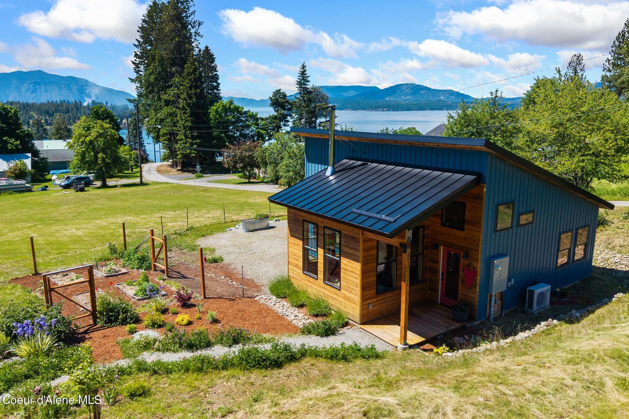 307 Cedar