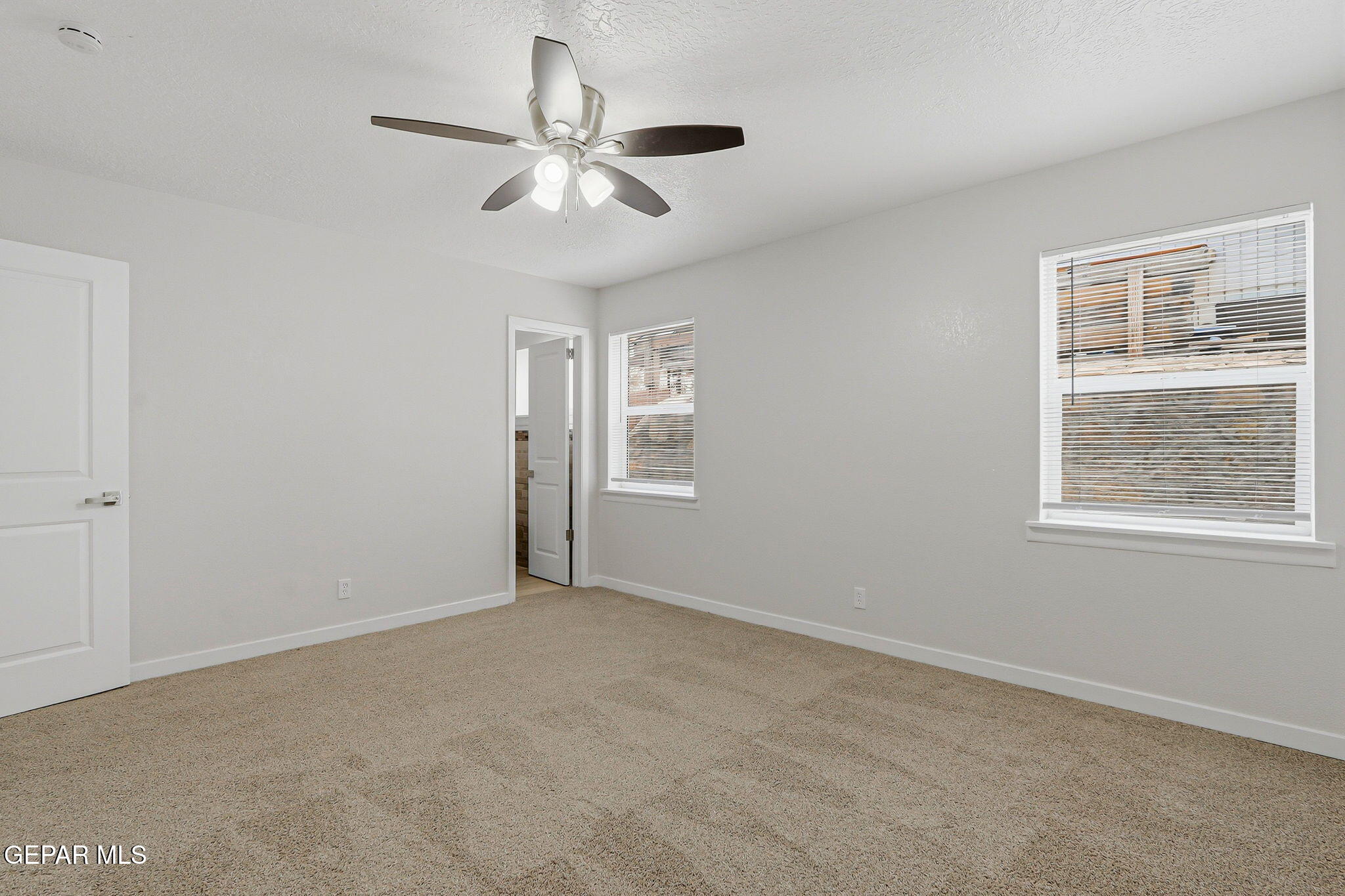 3413 Rutherglen Street El Paso, TX 79925 - Photo 21 of 33 32-web-or-mls-IMG_8041
