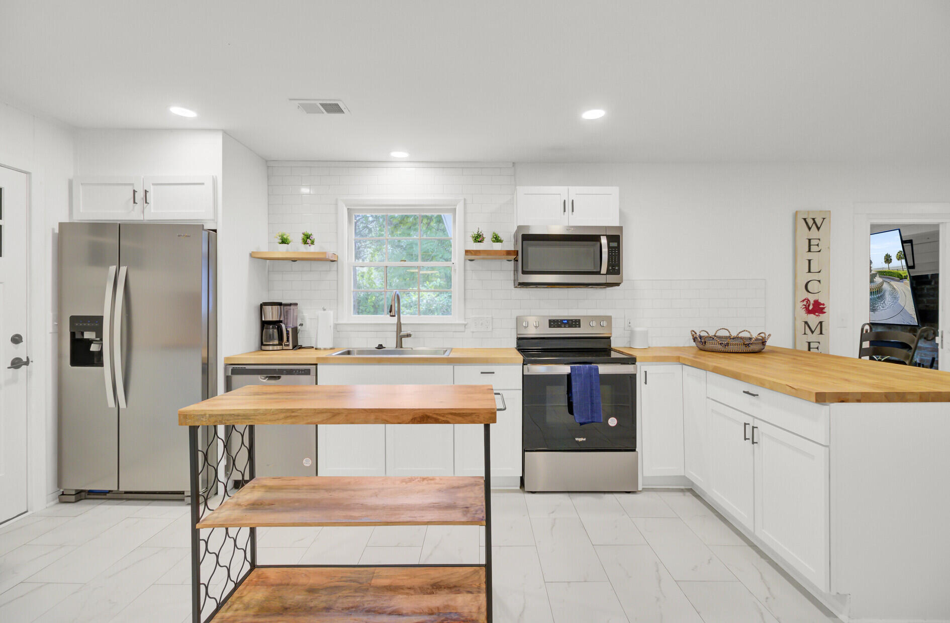 1866 Ashley Hall Road Charleston, SC 29407 - Photo 11 of 52 17_19_mls