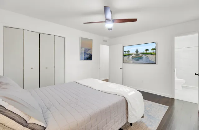 $520,000 | 1866 Ashley Hall Road, Charleston, SC 29407