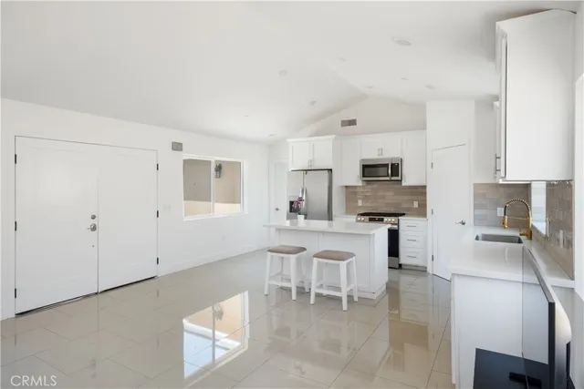 $1,695,000 | 3086 Crystal Ridge Lane, Colton, CA 92324