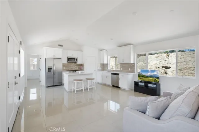 $1,695,000 | 3086 Crystal Ridge Lane, Colton, CA 92324