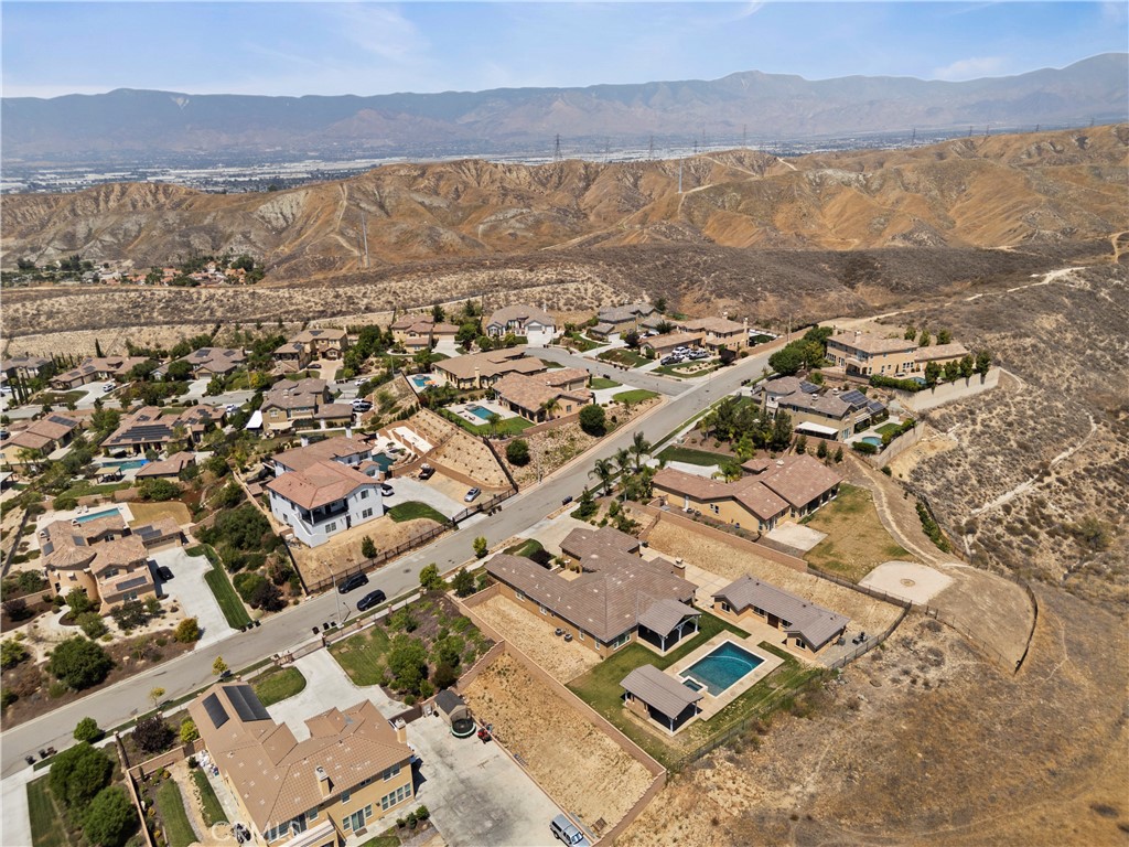 3086 Crystal Ridge Lane Colton, CA 92324 - Photo 70 of 71 Aerial view of Main House and Casita