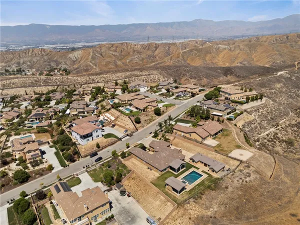 $1,550,000 | 3086 Crystal Ridge Lane, Colton, CA 92324