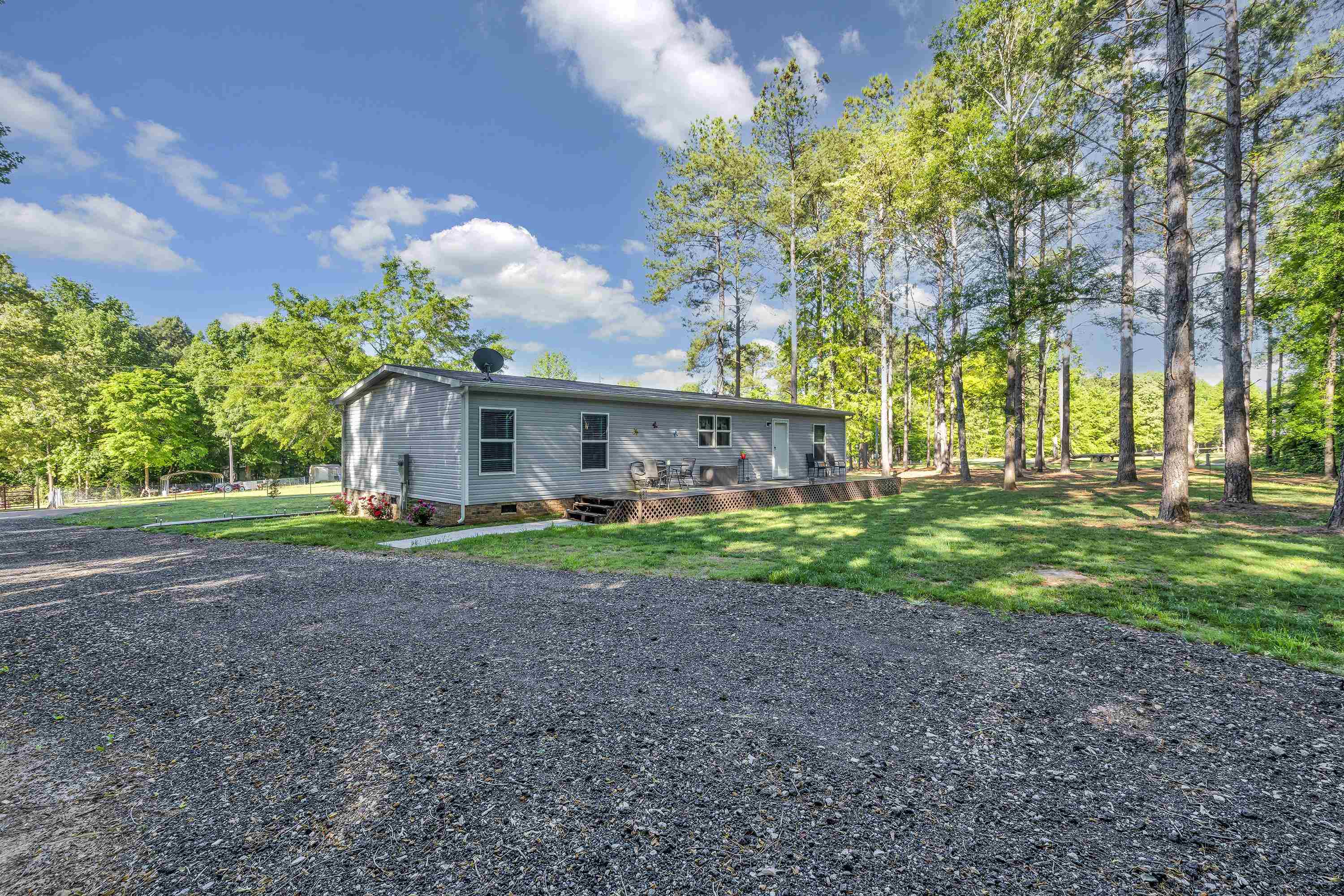 109 Hannah Creek Road Enoree, SC 29335 - Photo 25 of 28
