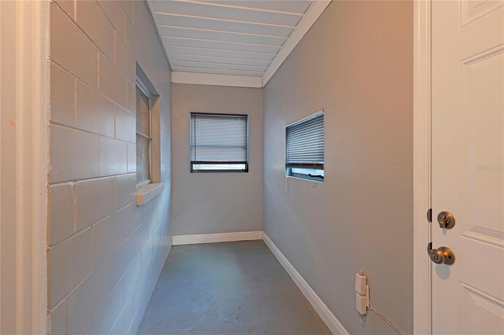 2011 East 148th Avenue Lutz, FL 33559 - Photo 13 of 37 a view of small space