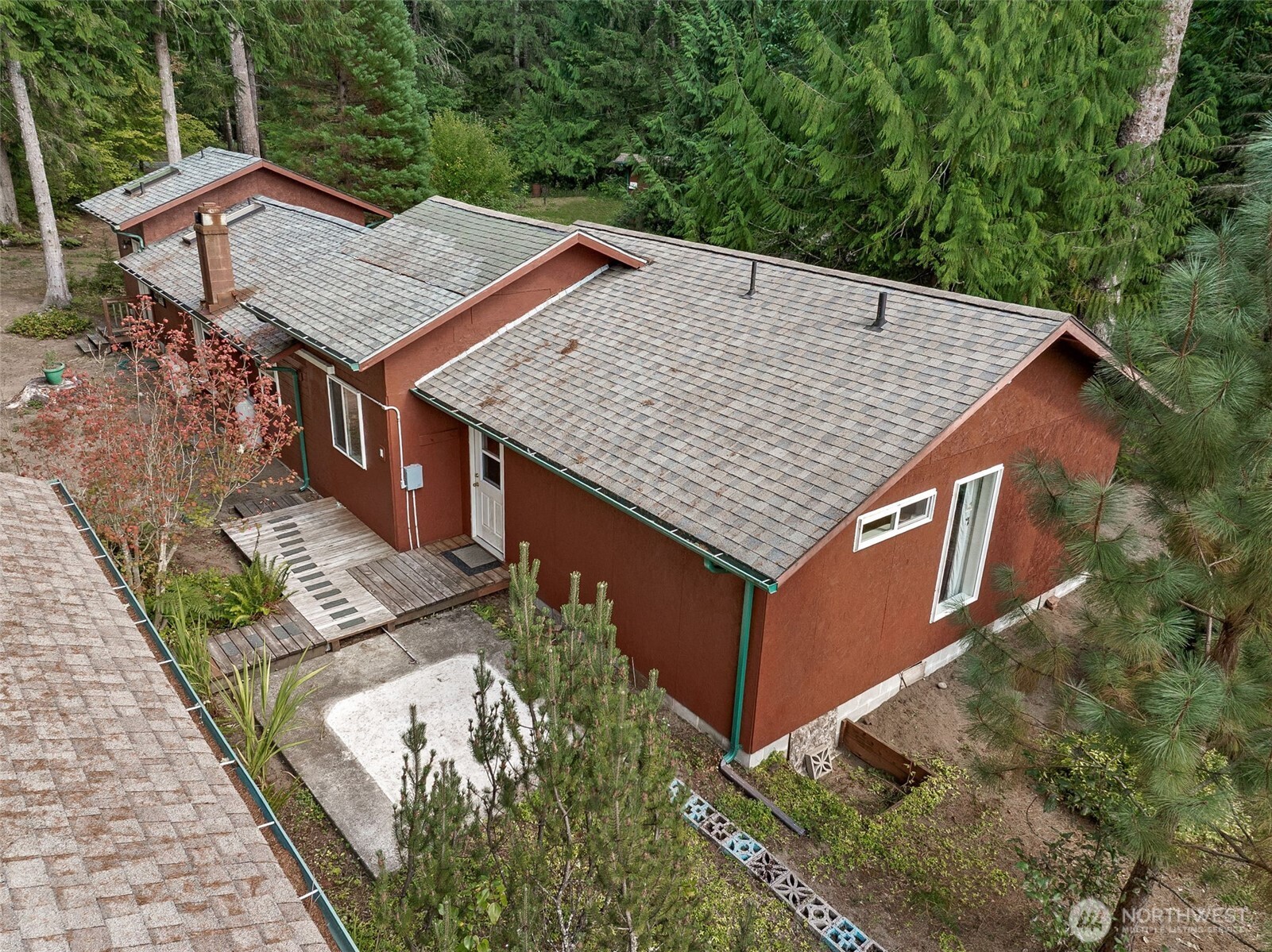 701 Mineral Hill Road Mineral, WA 98355 - Photo 26 of 40 an aerial view of a house having yard