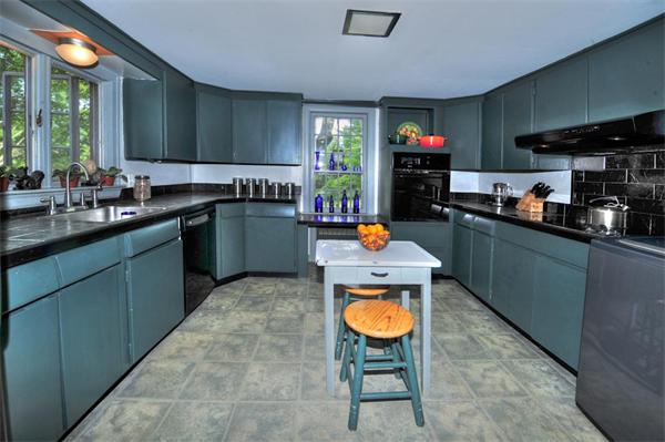 540 Main Road Granville, MA 01034 - Photo 2 of 30 Gallery Image 2